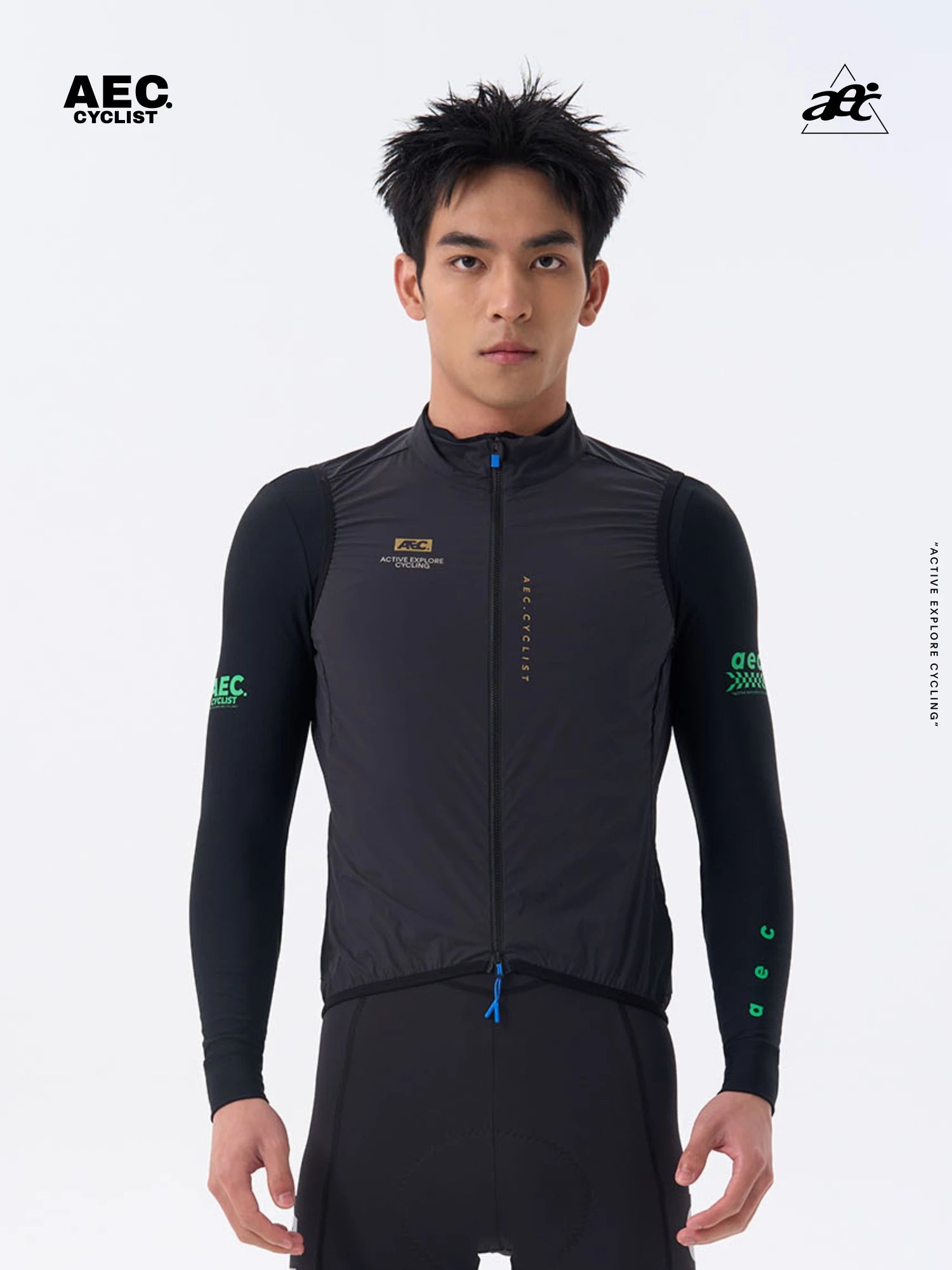 Black / M